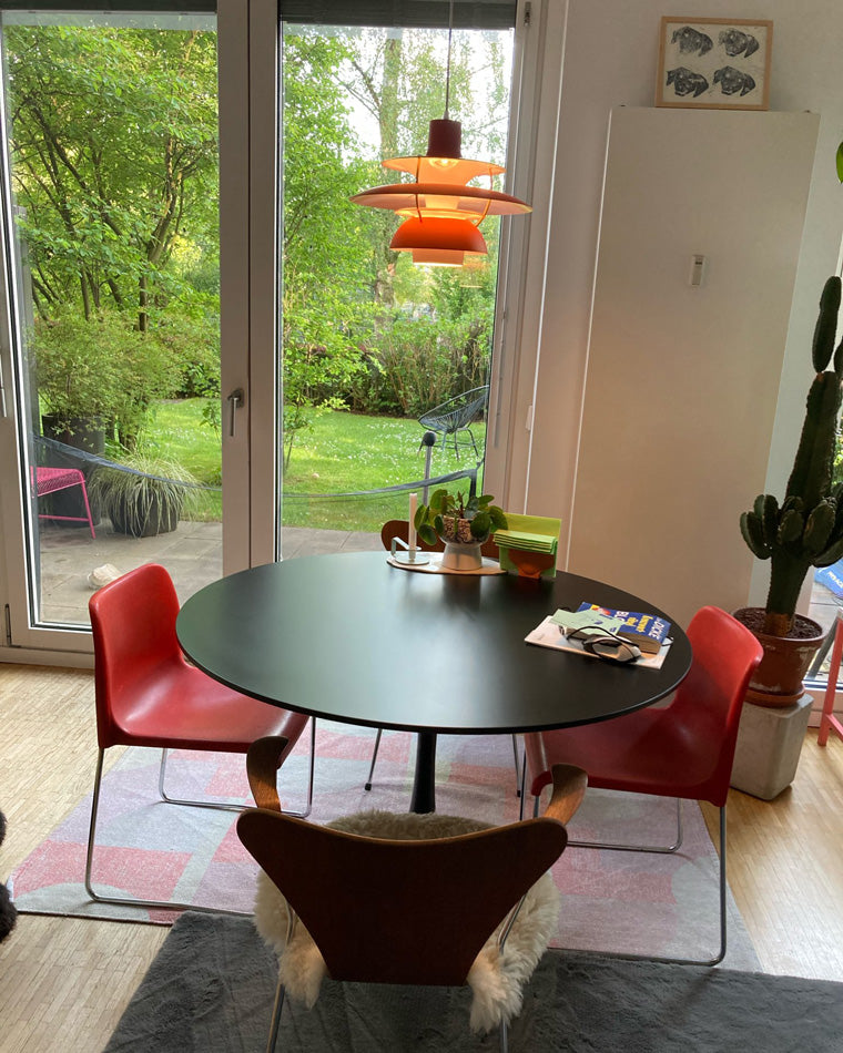 SkandiHue Pendant Light