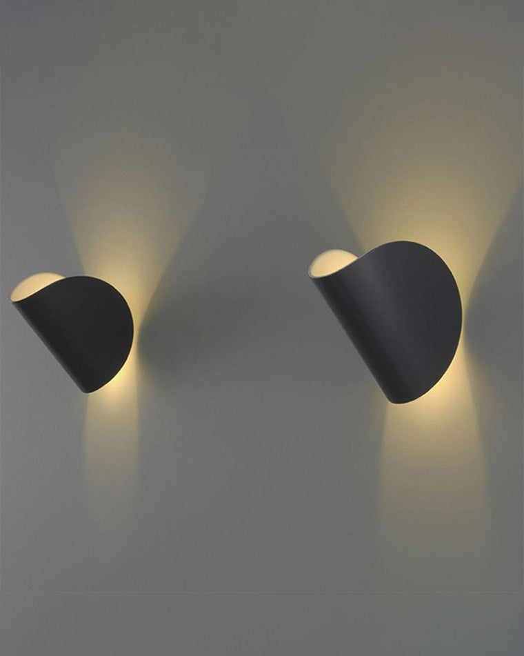 LumoFlex Adjustable Wall Lamp