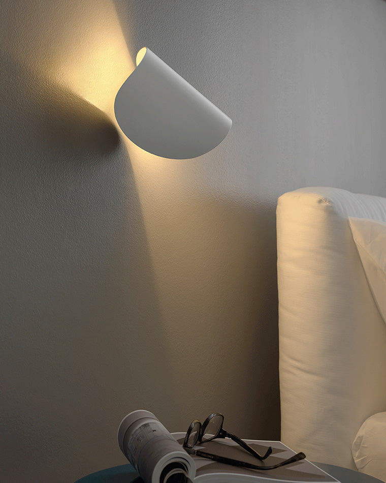LumoFlex Adjustable Wall Lamp