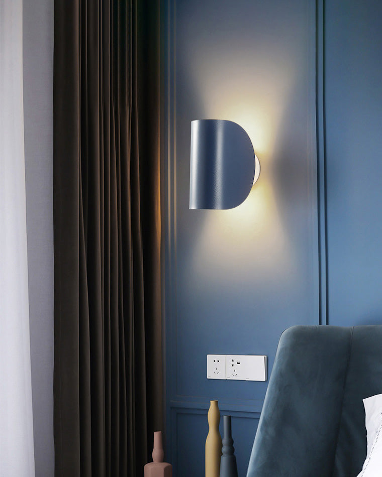 LumoFlex Adjustable Wall Lamp