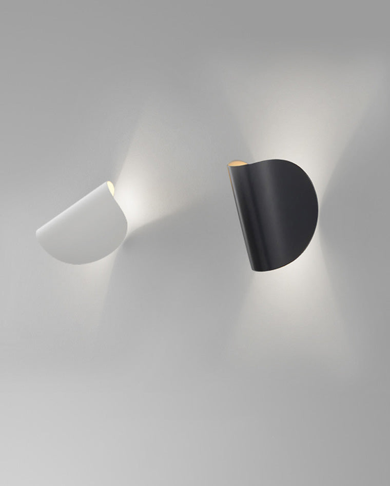 LumoFlex Adjustable Wall Lamp