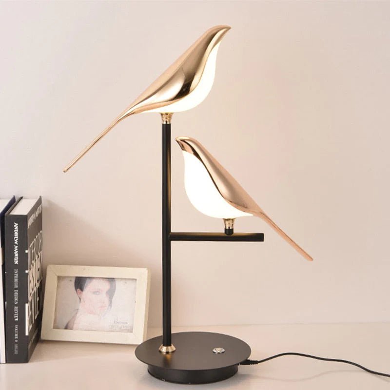 AuriBird LED Table Lamp