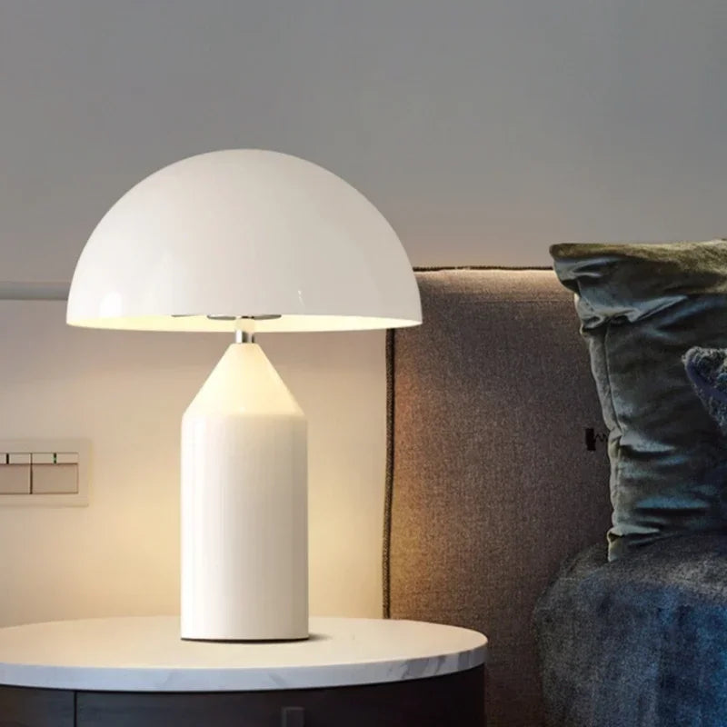 LunaForma Table Lamp