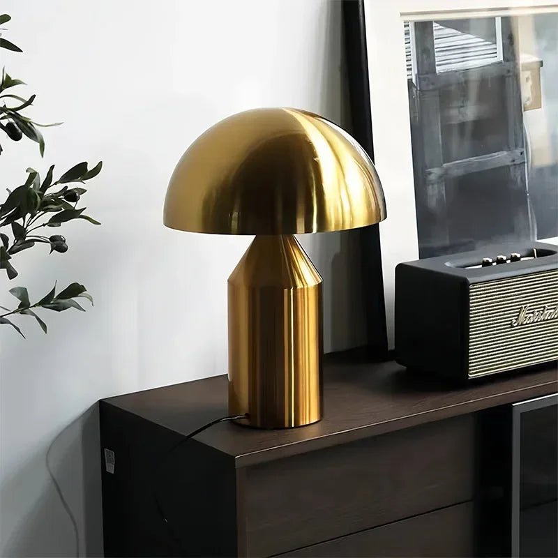 LunaForma Table Lamp